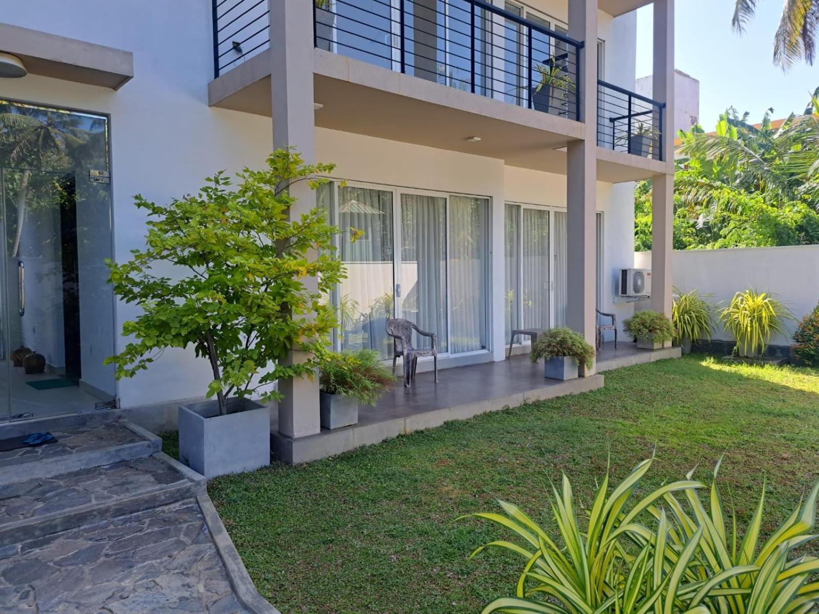 Silina Airport Transit Hotel & Residence Katunayaka Exterior foto